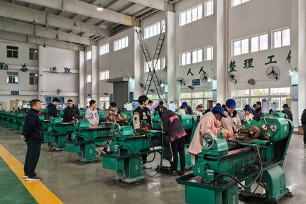 吐槽一下当今高校安排学生到工厂实习的做法
